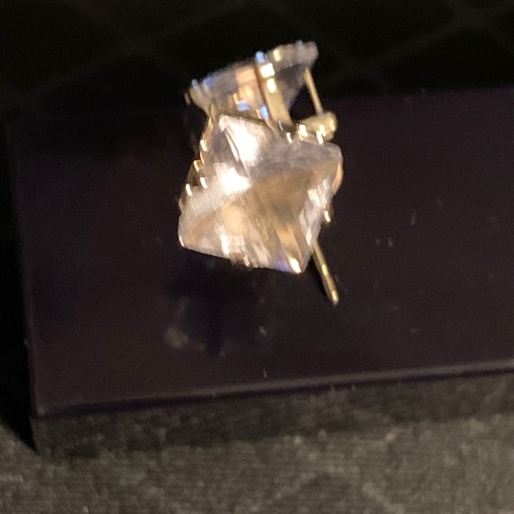 Earrings - Picture 3 of 3